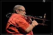 NIK_9068 Fred Wesley 10-11-2015 (Zz)  (p)